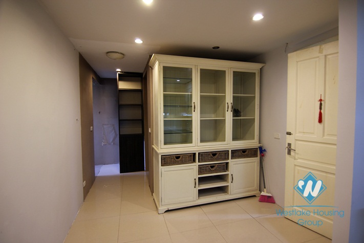 Cheap three bedrooms apartment for rent in Ciputra Ha Noi